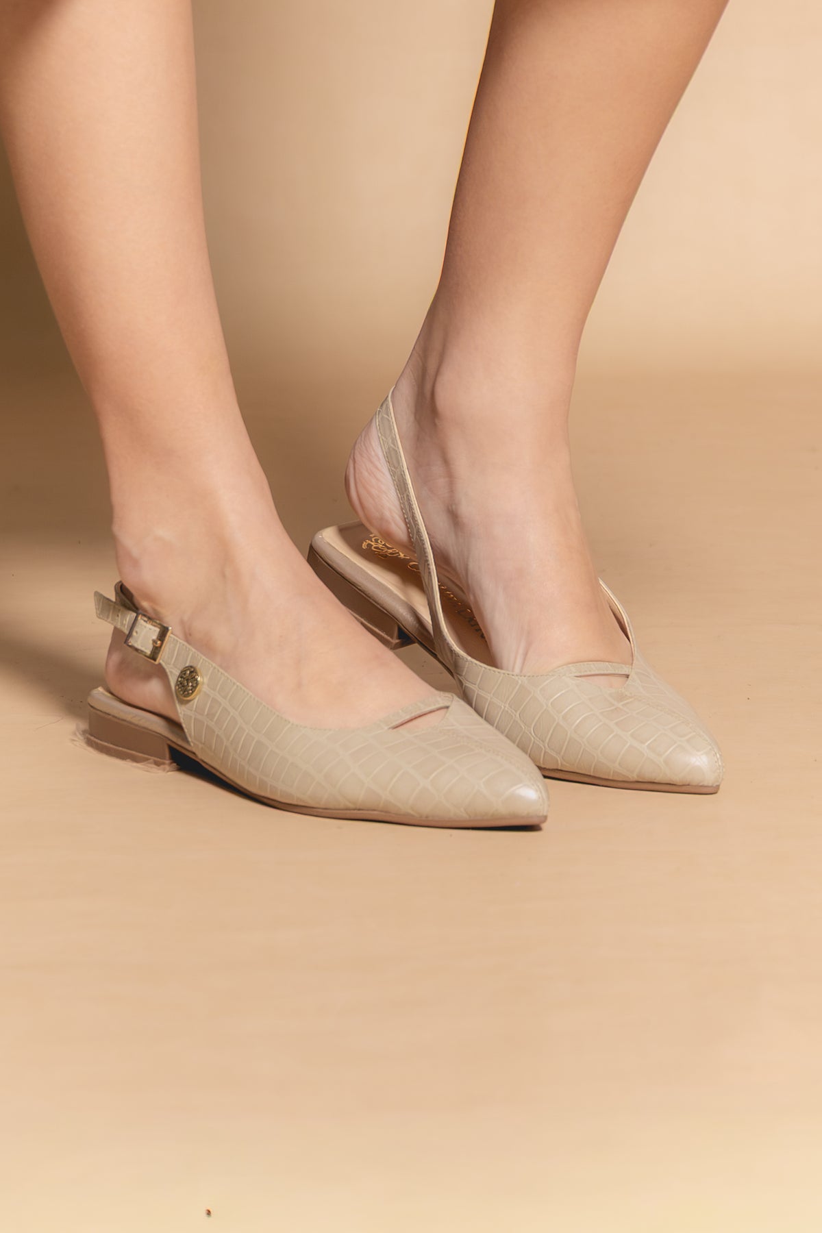 Baleta Rebeca - Cuero Croco Beige - Carolina Laiton